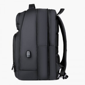 TRAVELLING BACKPACK (5)