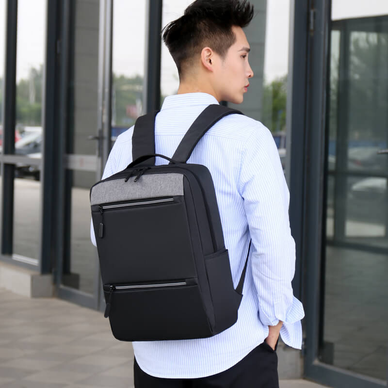 laptop backpack (1)